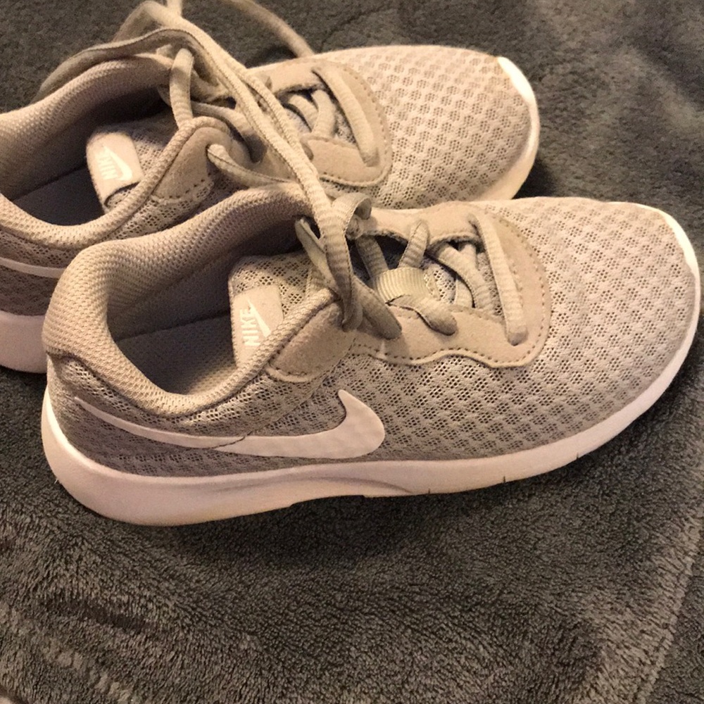 Girls Nike shoes